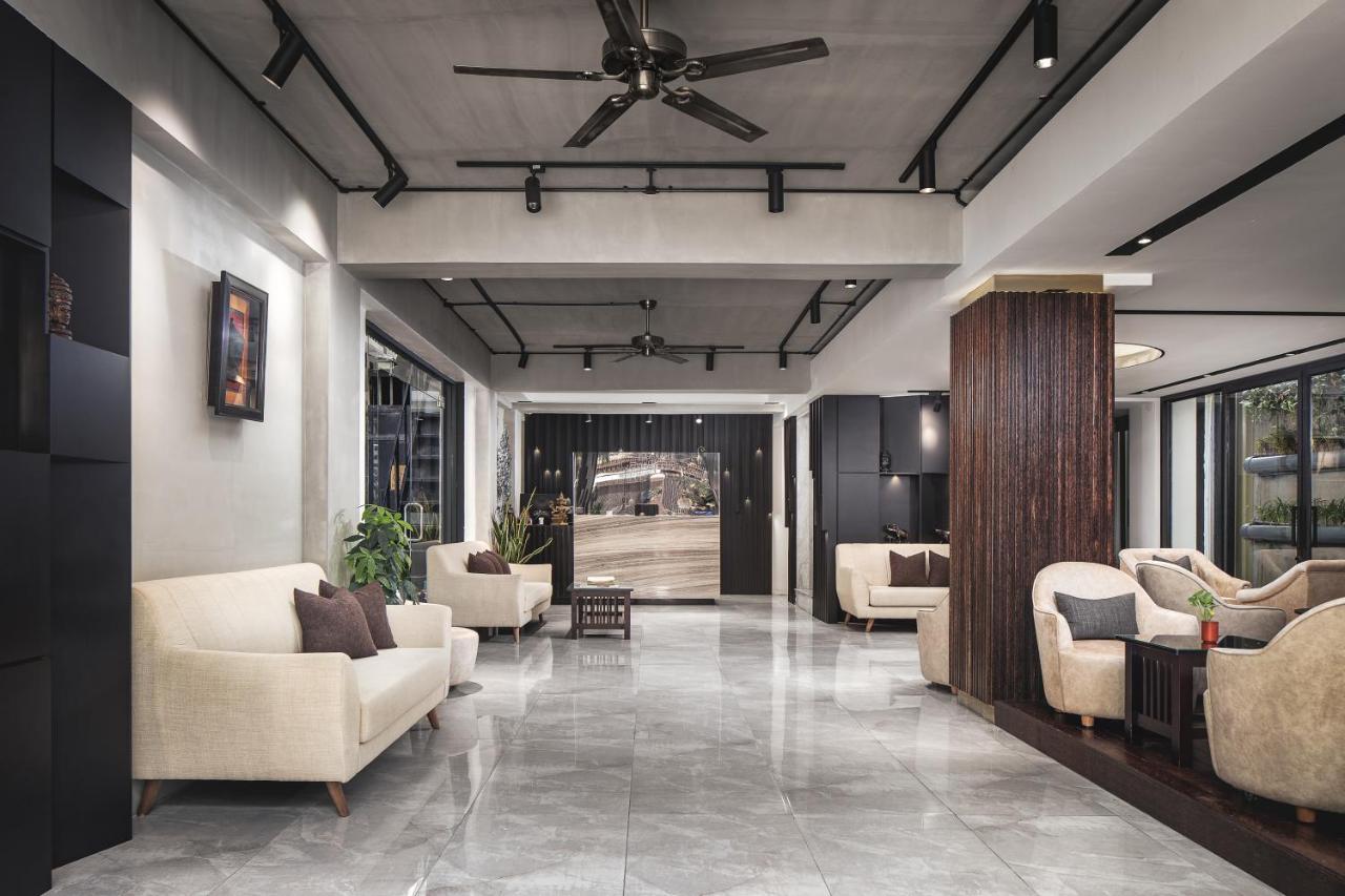 King Grand Boutique Hotel Phnom Pen Exterior foto